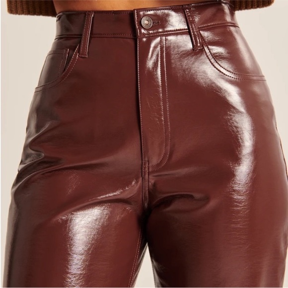 NWT Abercrombie Curve Love Patent Leather 90s Straight Pants Size 33 - Picture 3 of 7